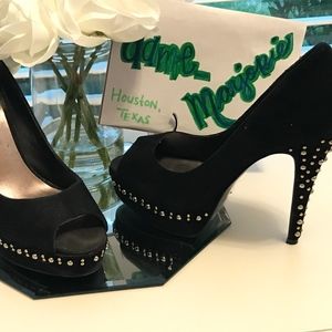 Steve Madden Peep Toe PlatForms-Black "suede"